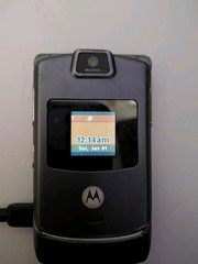 Motorola Razr V3m for Verizon – POOR condition but works – No Battery – READ