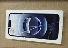 Apple iPhone 16e 128GB Black UNKNOWN CARRIER SEE DETAILS