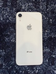 Apple iPhone XR 64GB White Locked AT&T 89% Battery Health