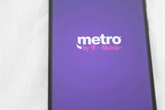 Samsung Galaxy A20 Smartphone Metro by T-Mobile 32GB Android Phone Locked Carrie