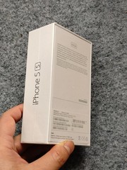 Apple iPhone 5s 16/32/64GB Gray/Silver/Gold Factory UNLOCKED Any carrier