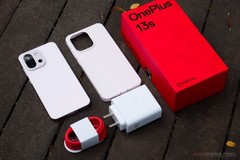 OnePlus 13S 13T 5G 6.32&Prime; 50MP 6260mAh Snapdragon OxygenOS 512GB global