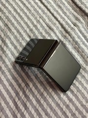 SAMSUNGGALAXY Z FLIP 3 5G SM-F711U 128GB UNLOCKED Smartphone OPEN BOX black