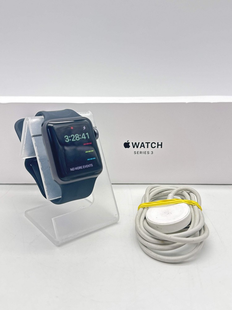 Apple Watch Series 3 A1858 GPS 38mm 8GB Space Gray Aluminum Sport Band