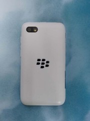 BlackBerry Q5 Unlocked 4G/LTE 8GB 3.1&Prime; 5MP SIM FREE Keyboard Smartphone