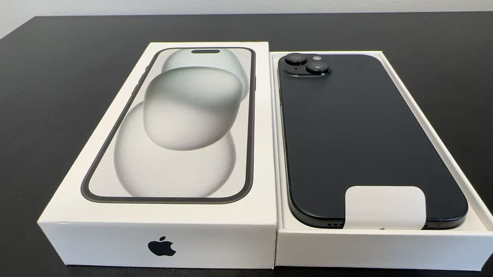 New Apple iPhone 15 128GB Black Unlocked (100% Battery, Cycle 0) Not Activated