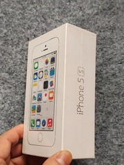 Apple iPhone 5s 16/32/64GB Gray/Silver/Gold Factory UNLOCKED Any carrier