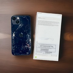 IPhone 13 Damaged Back Doesn’t Power On , Parts Only!