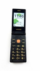 FLIPPED PHONE UNLOCKED FOR SENIORS EASY TO USE DUEL SIM CARDS LOUD SPEAKER YEEMI