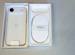 Apple iPhone Air – 1 TB – Light Gold (Xfinity) NEW