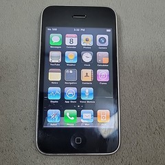 Apple iPhone 3G 16GB Black A1241 AT&T Vintage Collector Smartphone Dead Pixels