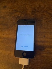 iPhone 4s Black iOS 9 check description