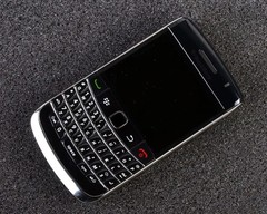 Blackberry Bold 9700 3G WIFI GPS Bluetooth Qwerty Keyboard SmartPhone