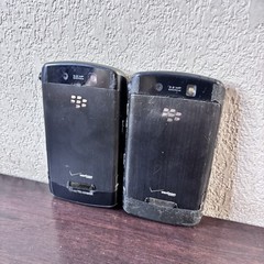 2 Verizon BlackBerry Storm 9530 Global Smart Phones – Untested – As Is
