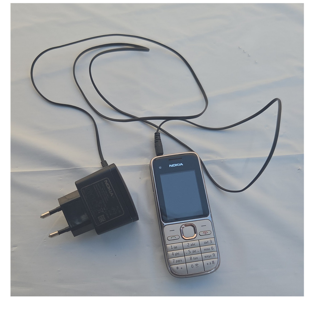 Nokia C2-01 Gold Bar Cell Phone 3.2MP