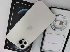Boxed – iPhone 12 Pro Max 128GB/256GB/512GB (Unlocked) with FACE ID – Silver