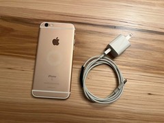 Apple iPhone 6s (Rose Gold, 64GB, Unlocked) Good Condition, FREE Fast Shipping!