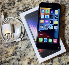Apple iPhone 7 32GB Matte Black (Straight Talk Wireless) Good Condition