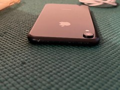 Apple iPhone XR – 64GB – Black (Unlocked) A1984 CDMA + GSM