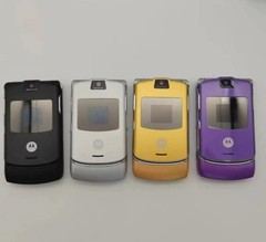 Motorola RAZR V3 Retro Flip Phone – Unlocked -Pristine GRADE A+ Phone XMAS