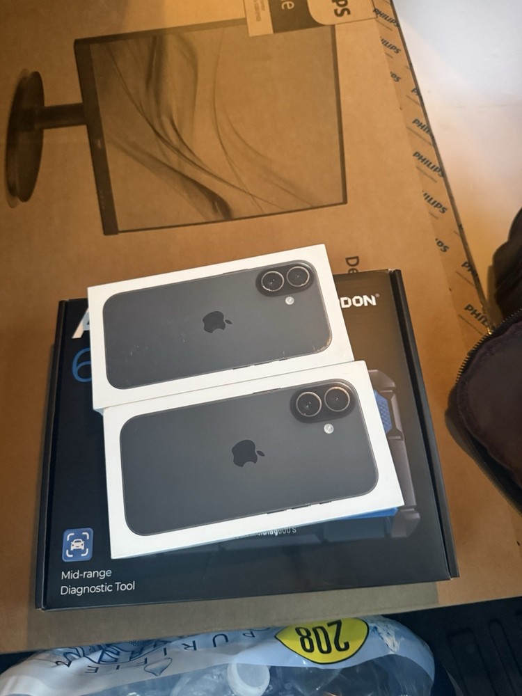Apple Smartphone Black Bar Style Dual Camera Boxed iPhone Premium Mobile Device