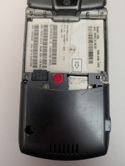 Motorola Razr V3m for Verizon – POOR condition but works – No Battery – READ