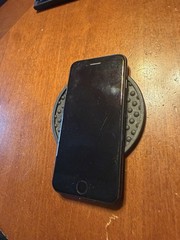 Apple iPhone 7 A1778 32GB (AT&T, Reset) Black Touchscreen Smartphone