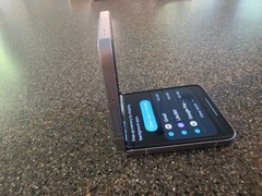 Samsung Galaxy Z Flip6 512GB Blue — Factory Unlocked — Excellent Condition