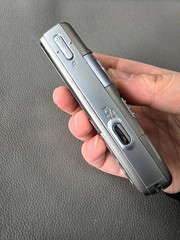 Sony Ericsson W800 Unlocked 2G GSM 900 1800 1900 Cellphone One-year warranty