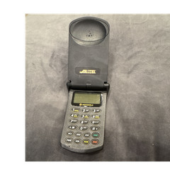 Vintage 90’s Motorola StarTAC Flip Cell Phone Black Alltel CDMA 800 w/ Alltel OS