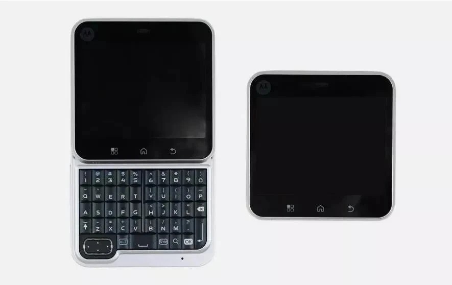 Smartphone Motorola Flipout MB511 3MP Camera 3G QWERTY Mobile Phone XMAS GIFT