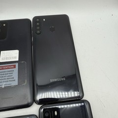 Lot of 14 Samsung Galaxy A Series Model Smartphones. FOR PARTS/ REPAIR – (G15:4)