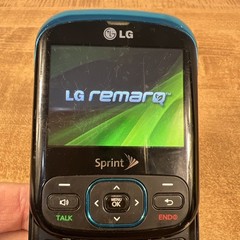 LG Remarq LN240 2.4&Prime; LCD Bluetooth Sprint Cellular Slider Cell Phone Turquoise