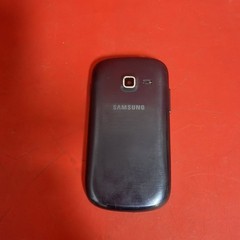 Lot Of 11 Cell Phones( Not Working Or Parts). (2)