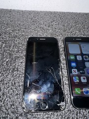 Apple iPhone 7 – 32GB – (Unlocked) – DAMAGED – LOT OF 2
