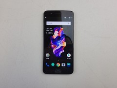 OnePlus 5 (A5000) 64GB – Black (GSM Unlocked) Dual SIM Smartphone – H6666