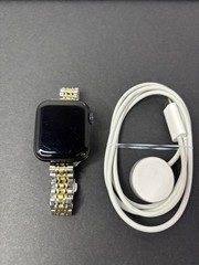Apple Watch SE GPS 2nd Gen 40MM Midnight Aluminum Pre-owned