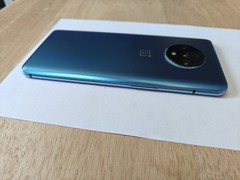 OnePlus 7T 128GB Glacier Blue UNLOCKED – For Parts – Vibrates No Display – Read