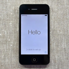 Apple iPhone 4S 8GB Black Smartphone Unlocked iOS 7.0.6 Complete Box CIB A1387