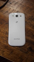 Samsung Galaxy S III (S3) 16GB White Smartphone – Vintage Android Device