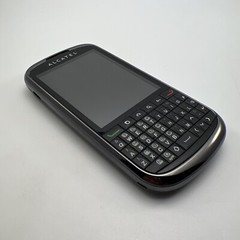 Alcatel One Touch 909B Qwerty Cellphone