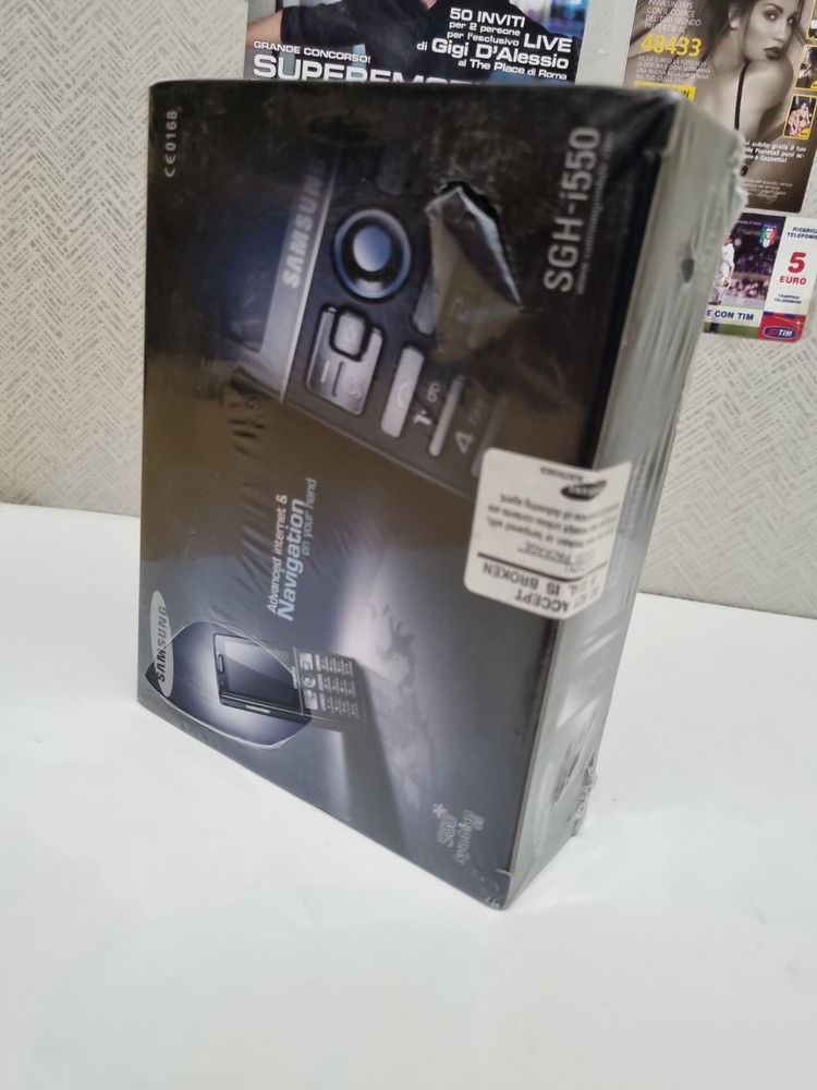 SAMSUNG SGH-I550 new Seald Box