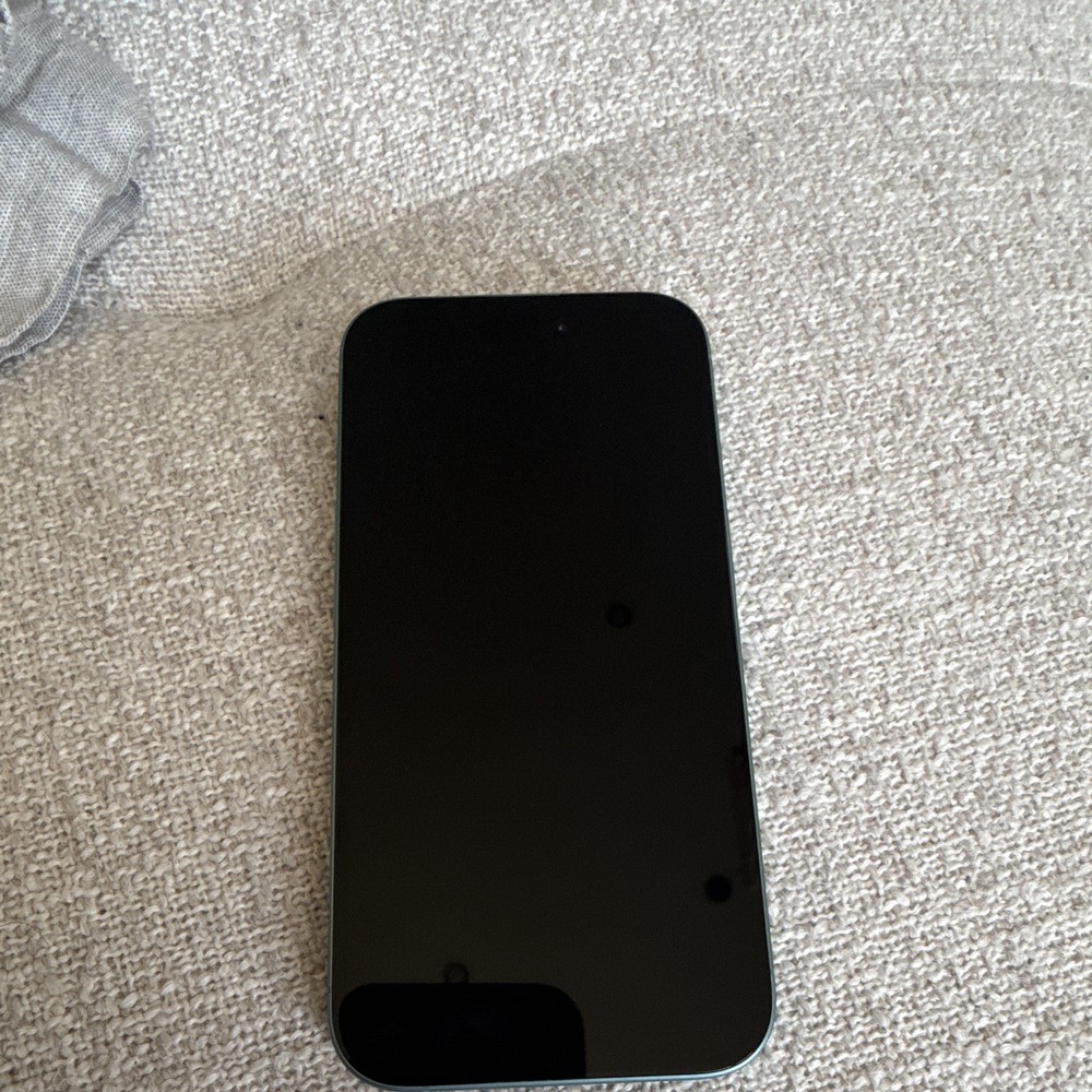 Apple iPhone 16 128GB Green Smartphone 12MP Camera Built-In Memory Slate