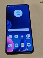 Unlocked Motorola Edge 2022, 128 GB Any Carrier. 7.5/10 Good Condition