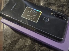 Motorola One Action – 128GB – Denim Blue (Unlocked) New Screen