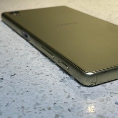 Sony Xperia X F5121 Android 32GB gold /DO