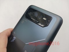 ASUS ROG Phone 6D Batman Edition 256GB 12GB RAM Night Black GSM Unlocked Global