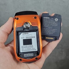 Casio Gz&rsquo;One Boulder C711 Orange Verizon Flip Phone *READ* Very Rare Tested