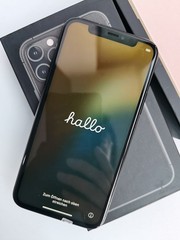 BOXED – Apple iPhone 11 Pro Unlocked 64GB / 256GB All colors good Smartphone