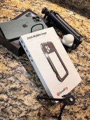 iPhone 11 Pro 512GB Midnight Green Unlocked Smartphone with Accessories:READ